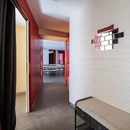 Design Style Loft Avec 3 Chambres Et Parking *