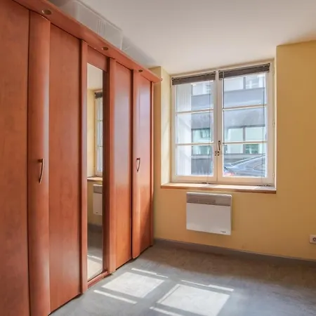 Apartment Design Style Loft Avec 3 Chambres Et Parking *